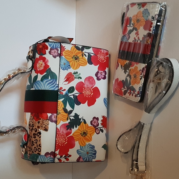 ALBA  Handbag.   SMOKE FREE HOME - Picture 2 of 6